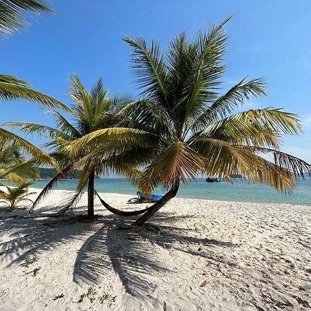 Rafikis Vandrehjem Koh Rong Eksteriør billede