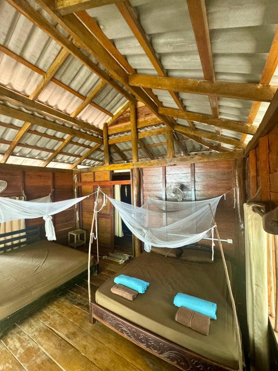 Rafikis Vandrehjem Koh Rong Eksteriør billede
